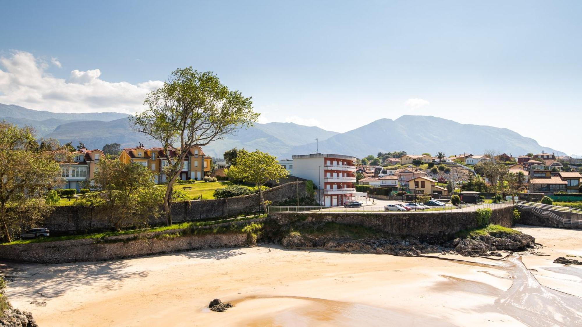 Affittacamere Casa En La Costa Con Wifi Jardin Y Barbacoa Llanes Esterno foto